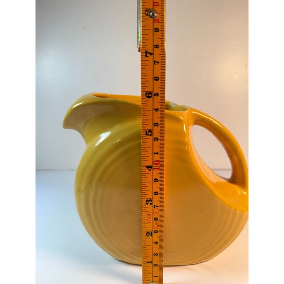 Vintage Fiesta Ware Yellow Juice Water Pitcher Vase READ WEAR - Picture 3 of 13